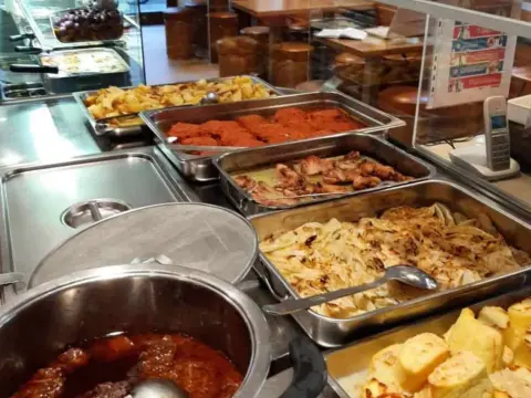 Trieste a Tavola - Cosa Mangiare Davvero per Capire la Città